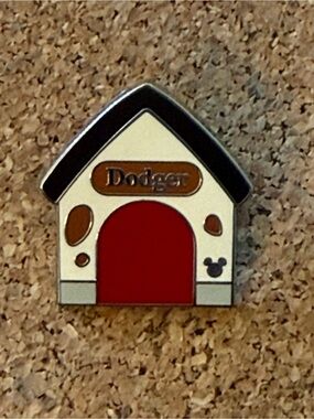 Disney Dodger Doghouse Pin - Oliver and Company - hidden Mickey 2019